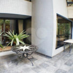 Apartamento à venda ou para alugar com 4 suítes em Moema, São Paulo, SP