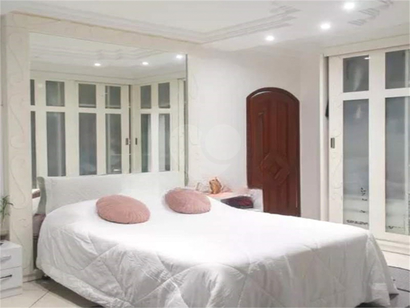 Sobrado à venda com 3 quartos, sendo 1 suíte, em Vila Nova Cachoeirinha, São Paulo, SP