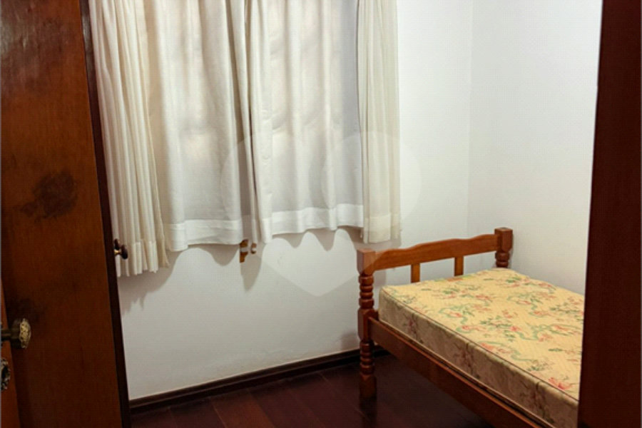 Sobrado à venda com 3 quartos, sendo 1 suíte, em Tremembé, São Paulo, SP
