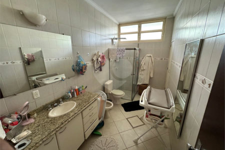 Casa com 4 quartos próxima á Santa Casa