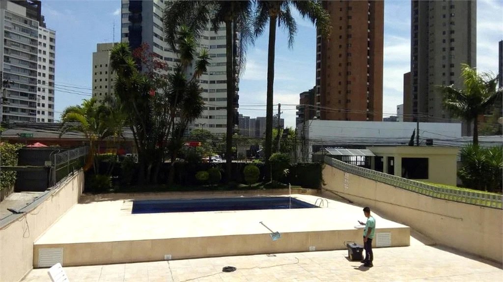 Cobertura à venda com 2 quartos, sendo 1 suíte, em Vila Andrade, São Paulo, SP