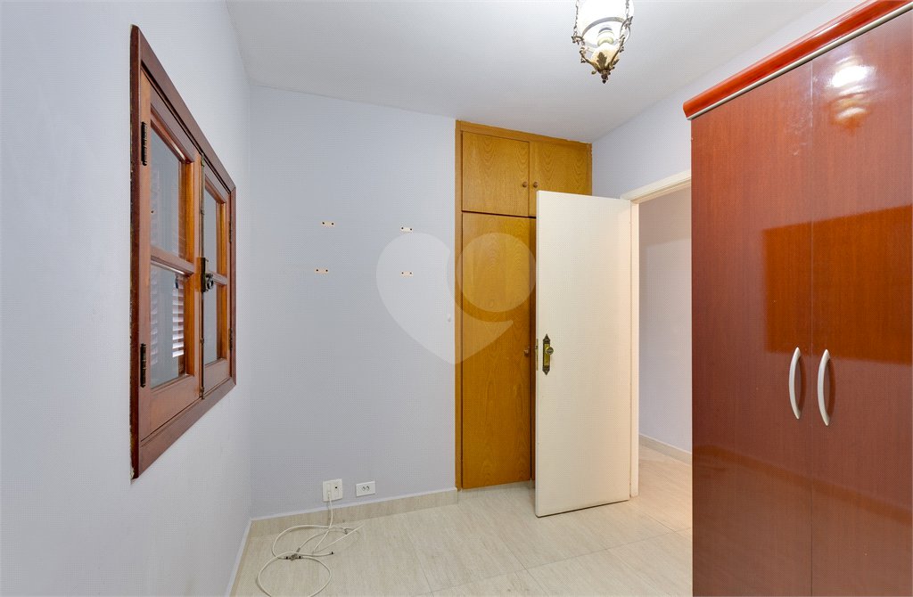 Sobrado à venda com 4 quartos, sendo 1 suíte, em Jardim Prudência, São Paulo, SP