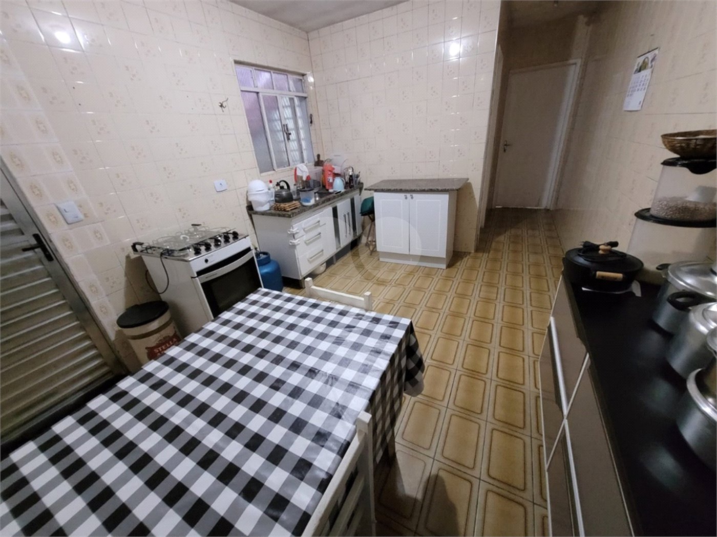 Sobrado à venda com 4 quartos em Vila Jurema, Ferraz de Vasconcelos, SP