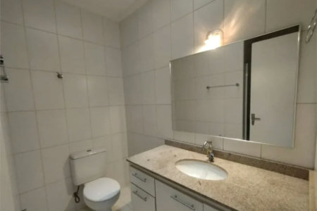 Sobrado à venda com 3 quartos, sendo 1 suíte, em Jardim Ester, São Paulo, SP