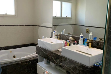 Apartamento à venda com 3 suítes em Santana, São Paulo, SP