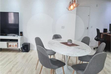 Apartamento à venda com 2 quartos, sendo 1 suíte,  em Barra Funda, São Paulo, SP