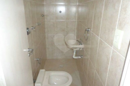 Casa à venda com 3 quartos, sendo 1 suíte,  em Jardim Bonfiglioli, São Paulo, SP