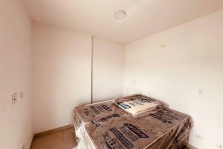 Apartamento com Varanda Gourmet em Condomínio Clube na Enseada – 2 Dormitórios