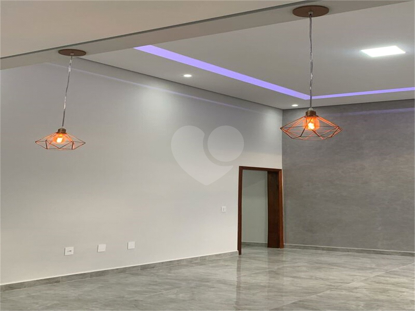 Casa Térrea à venda com 3 quartos, sendo 1 suíte,  em Jardim Monte Carlo, Indaiatuba, SP