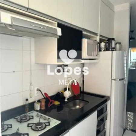 Casa à venda com 2 quartos, sendo 1 suíte, no condomínio Residencial Casa Bella, Jacareí - SP