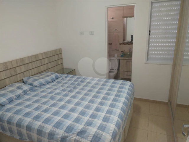 Casa à venda com 2 quartos, sendo 1 suíte,  no condomínio Residencial Karen, São Paulo - SP