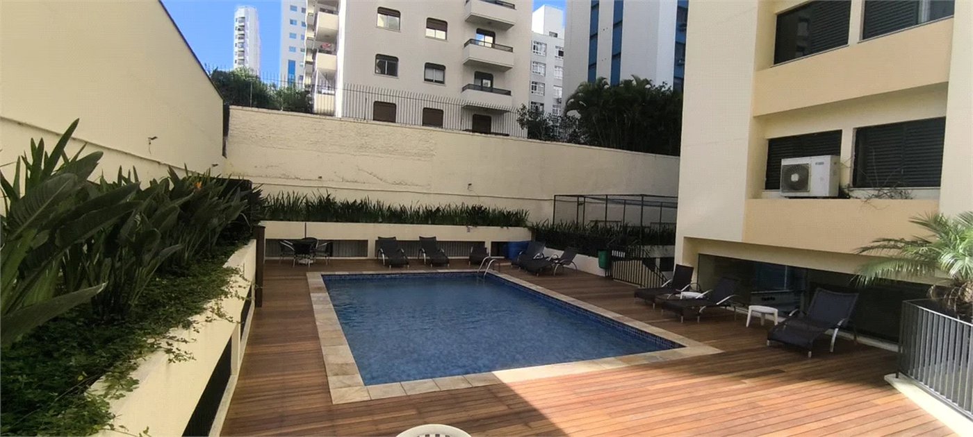 Apartamento à venda com 3 quartos, sendo 1 suíte, em Pinheiros, São Paulo, SP