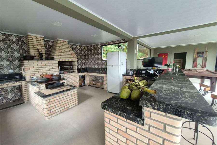 Casa à venda com 4 suítes no condomínio Sausalito, Mairiporã - SP