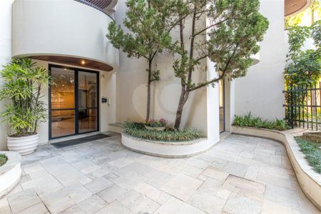 Apartamento à venda com 4 quartos, sendo 2 suítes, em Brooklin, São Paulo, SP