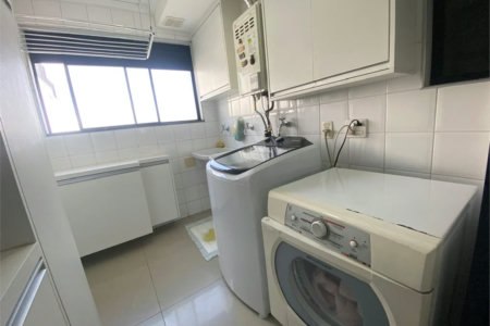 Apartamento à venda com 4 quartos, sendo 2 suítes,  em Vila Hamburguesa, São Paulo, SP