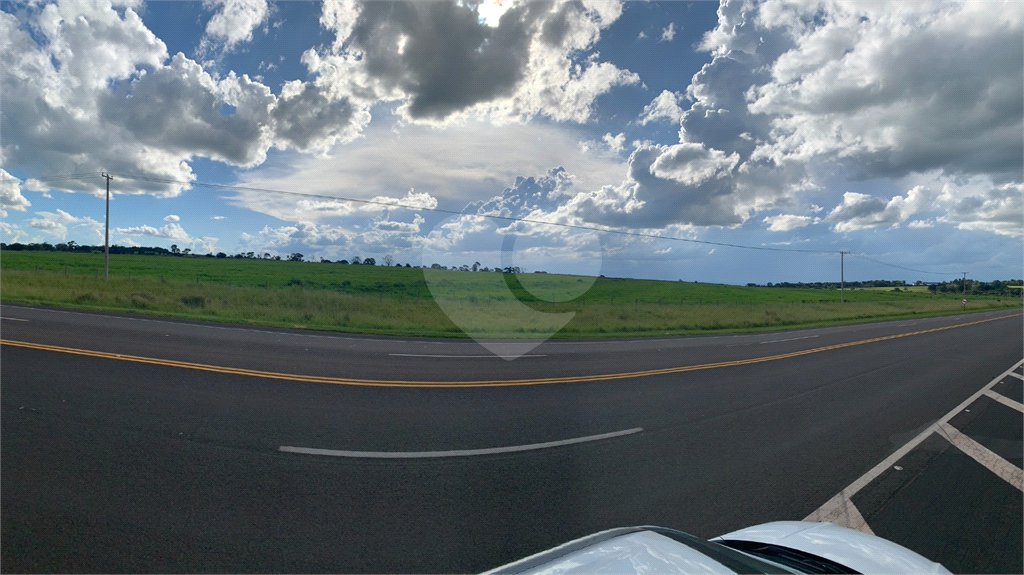 Área de terra no distrito de Água vermelha/SP