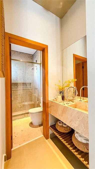 Indaiatuba - HOME DESIGN - Casa Térrea - Condomínio Paradiso - 420 m² de terreno - 307,19 m² de área construída - 3 suítes completas, sendo 1 master com closet planejado e banheira de imersão - Sala de TV reversível para 4ª suíte - Sala de estar ampla e varanda gourmet integrada - Cozinha com móve