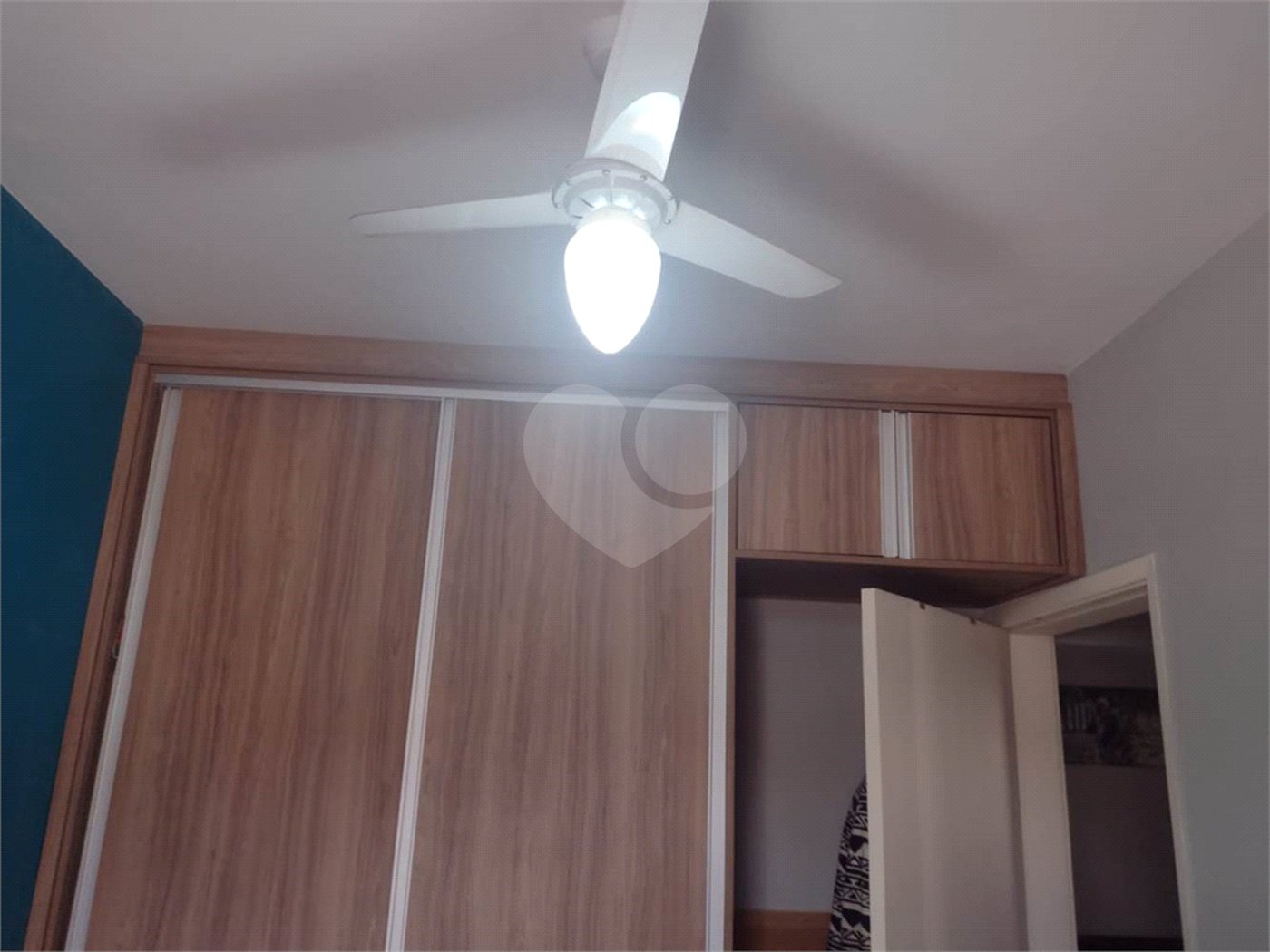 Apartamento no Condomínio Residencial Parque dos Manacás