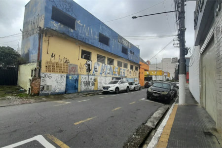 **TERRENO À VENDA NO CENTRO DE SÃO BERNARDO DO CAMPO | 349 m² | EXCELENTE OPORTUNIDADE PARA INVESTIDORES**