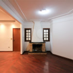 Casa térrea assobradada