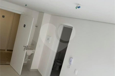 Apartamento à venda com 2 quartos em Parque Industrial Tomas Edson, São Paulo, SP