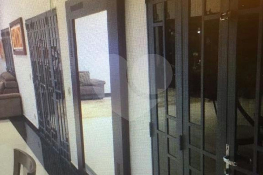 Sobrado à venda com 4 quartos, sendo 2 suítes, em Jaraguá, São Paulo, SP