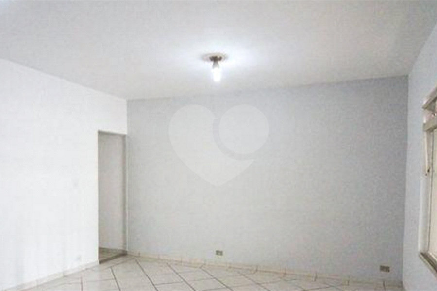 Casa Térrea à venda com 3 quartos, sendo 1 suíte, em Santana, São Paulo, SP