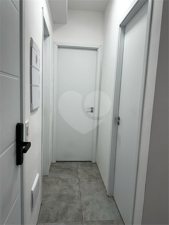 Apartamento à venda com 2 quartos, sendo 1 suíte,  no Centro, Mogi das Cruzes, SP