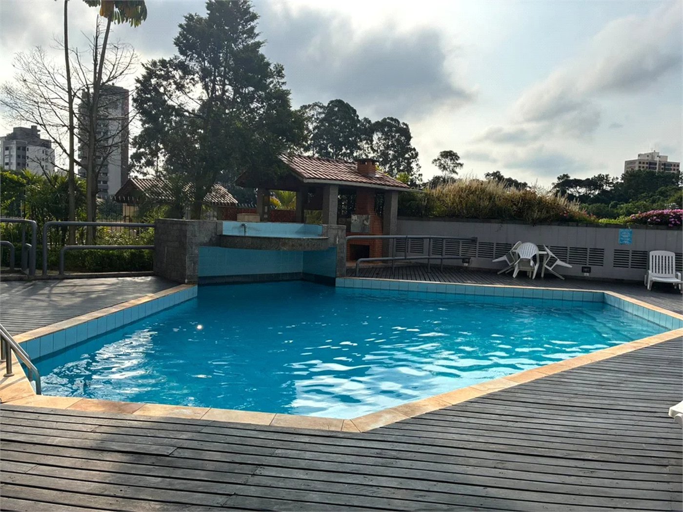 Cobertura à venda com 1 suíte em Vila Suzana, São Paulo, SP