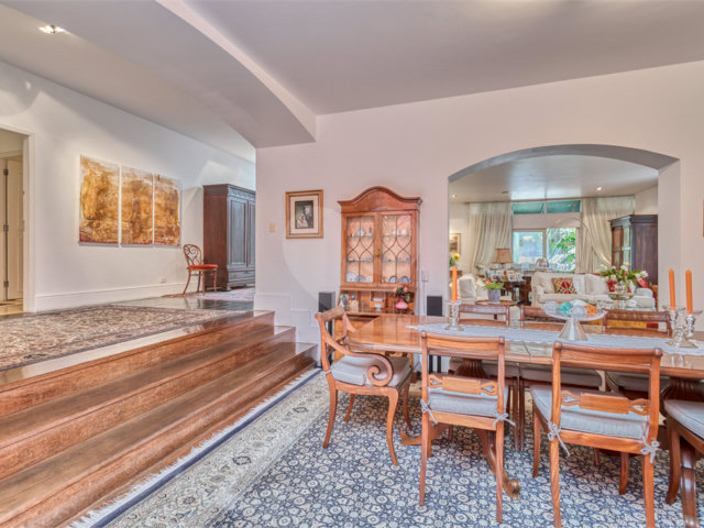 Casa à venda com 5 quartos, sendo 4 suítes,  em Brooklin Velho, São Paulo, SP