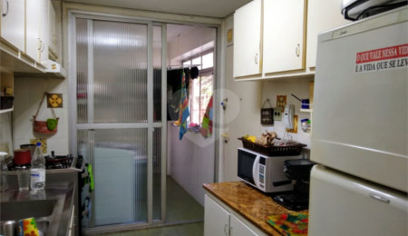 Apartamento à venda com 3 quartos, sendo 1 suíte,  em Real Parque, São Paulo, SP