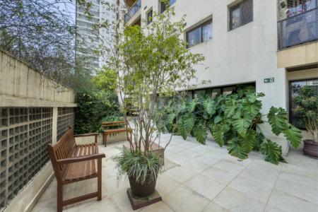 Apartamento à venda com 3 quartos, sendo 1 suíte, em Vila Mariana, São Paulo, SP