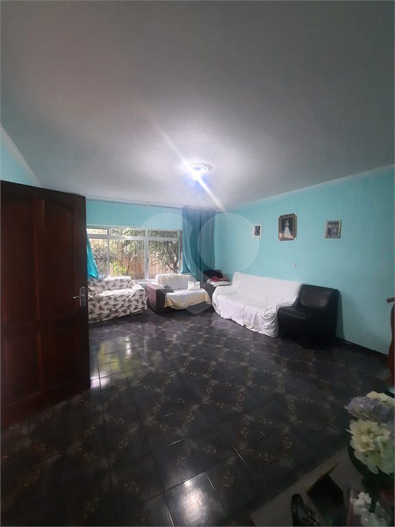 Casa à venda com 3 quartos, sendo 1 suíte, em Parque Santo Antônio, Guarulhos, SP