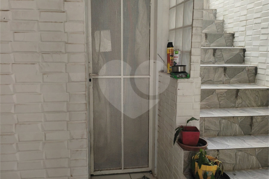 Casa à venda com 2 suítes em Santana, São Paulo, SP
