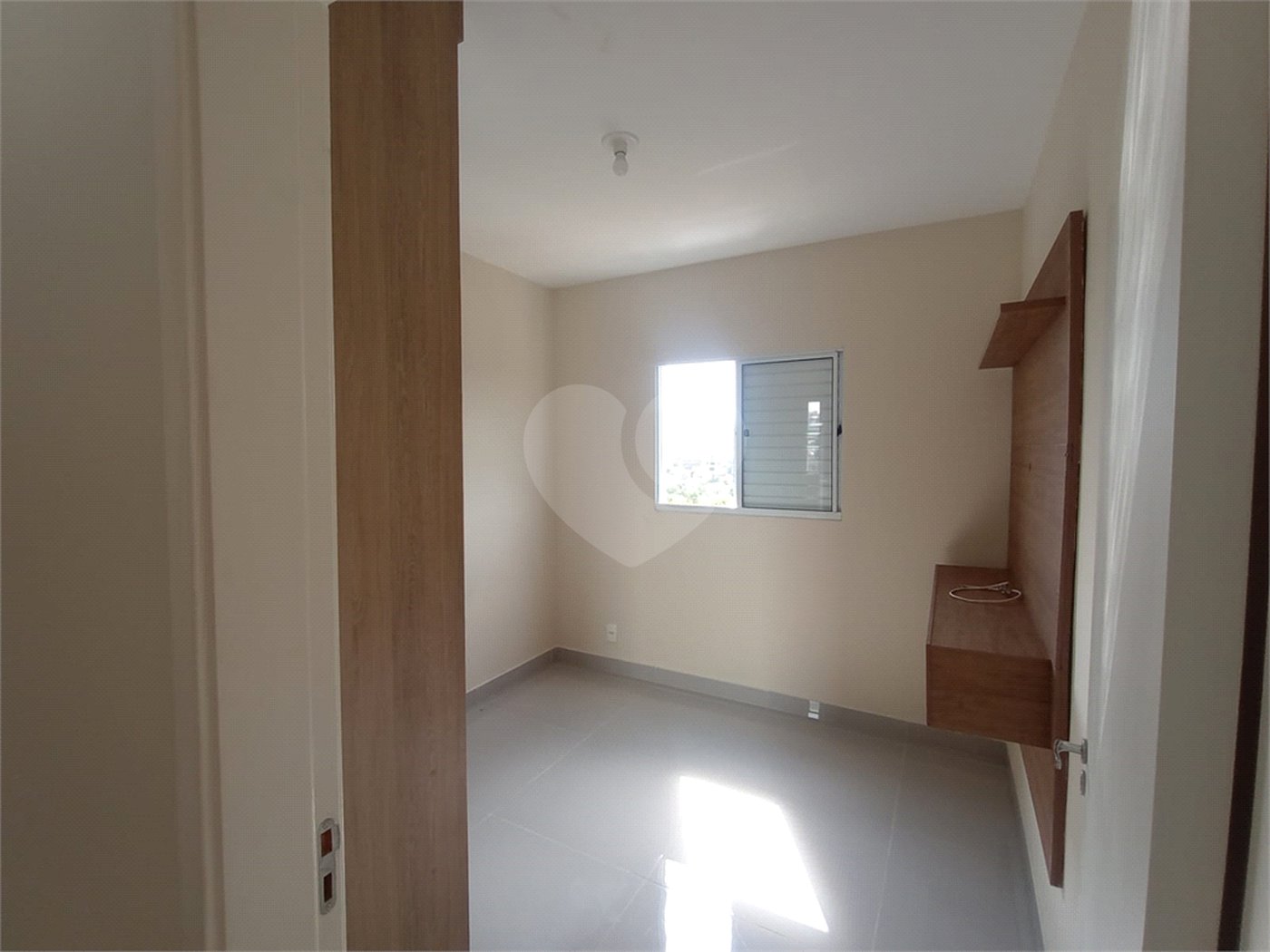 Apartamento à venda com 2 quartos em Jardim Bela Vista, Itapetininga, SP