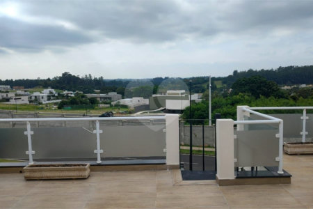 Casa à venda com 4 quartos, sendo 1 suíte, no condomínio Green View Residdence, Indaiatuba - SP