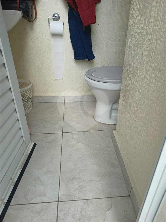 Casa à venda com 4 quartos, sendo 1 suíte,  em Jardim Armênia, Mogi das Cruzes, SP