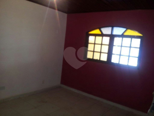 Casa à venda com 3 quartos em Parada Inglesa, São Paulo, SP
