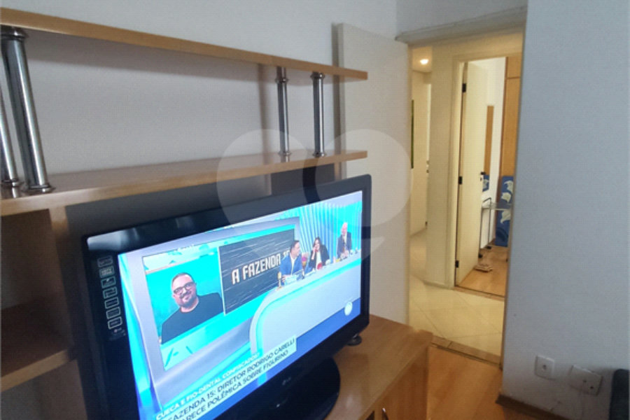 Apartamento para alugar com 4 quartos, sendo 1 suíte,  em Santana, São Paulo, SP