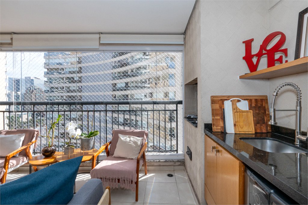 Apartamento à venda com 2 quartos, sendo 1 suíte, em Brooklin, São Paulo, SP