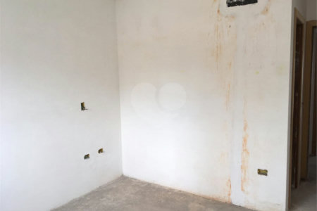 Casa à venda com 4 quartos, sendo 3 suítes,  em Vila Monumento, São Paulo, SP