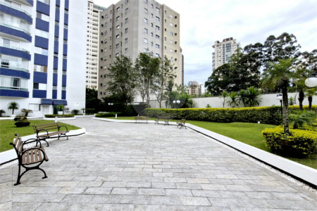 Apartamento à venda com 3 suítes em Brooklin, São Paulo, SP
