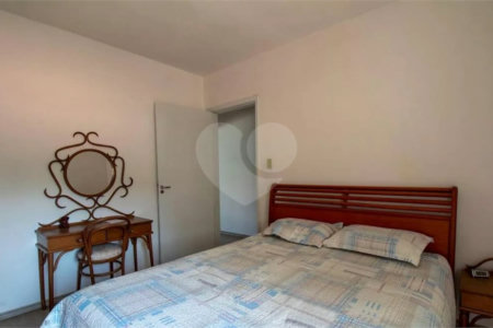 Sobrado à venda com 3 quartos, sendo 1 suíte, em Planalto Paulista, São Paulo, SP