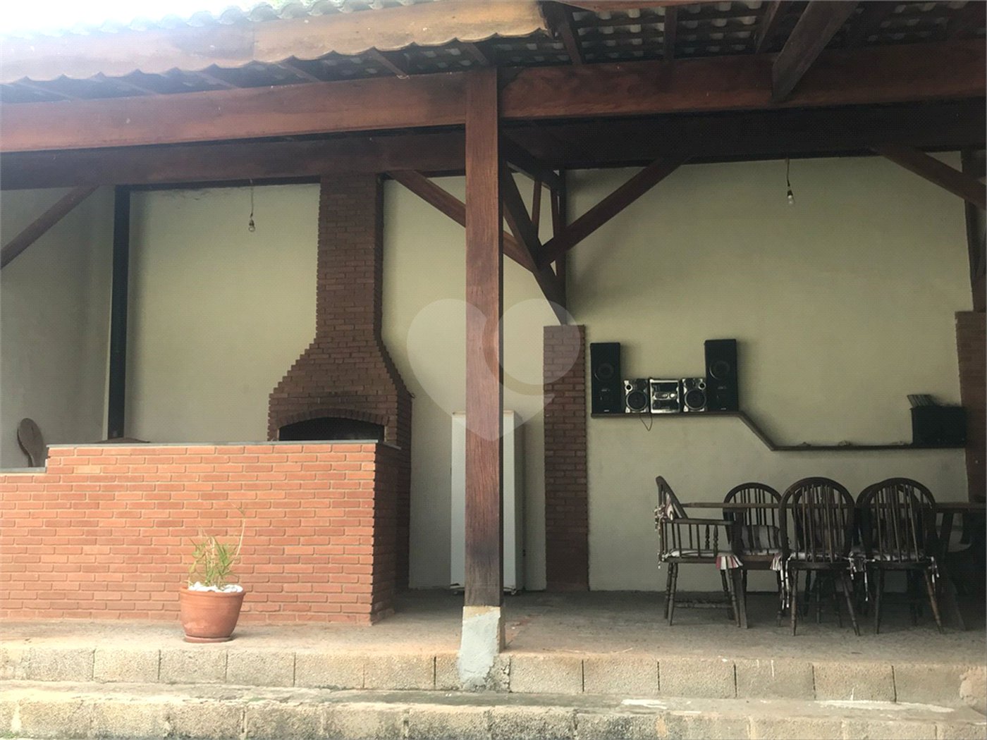 Casa à venda com 5 quartos, sendo 2 suítes,  em Jardim Maristela, Atibaia, SP