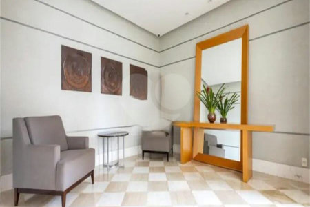 Apartamento à venda com 3 quartos, sendo 2 suítes, em Vila Mariana, São Paulo, SP