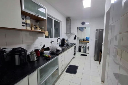 Apartamento Residencial à venda, Gonzaga, Santos - AP1115.