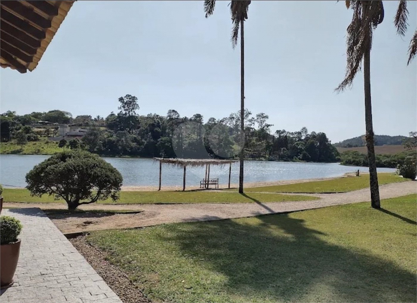 Casa à venda ou para alugar com 5 quartos, sendo 4 suítes,  no condomínio Equilibrium, Atibaia - SP