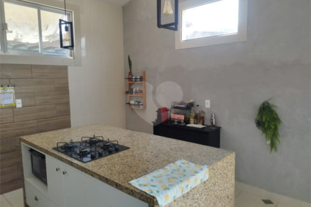 Casa à venda com 4 quartos, sendo 1 suíte, em Guaratiba, Rio de Janeiro, RJ