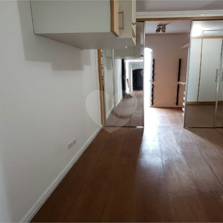 Sobrado à venda com 3 quartos, sendo 1 suíte, em Vila Maria Alta, São Paulo, SP