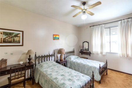Casa à venda com 4 quartos, sendo 1 suíte, em Jardim Marajoara, São Paulo, SP